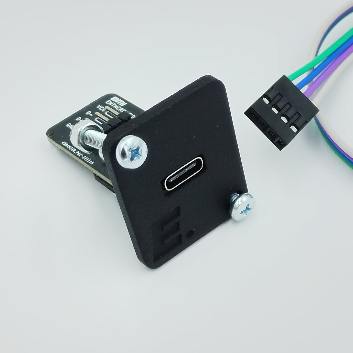 USB-C BREAKOUT 2025